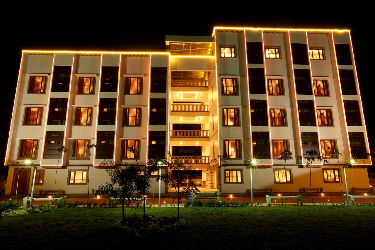 Mayapuri Amira Kumbakonam Exterior foto