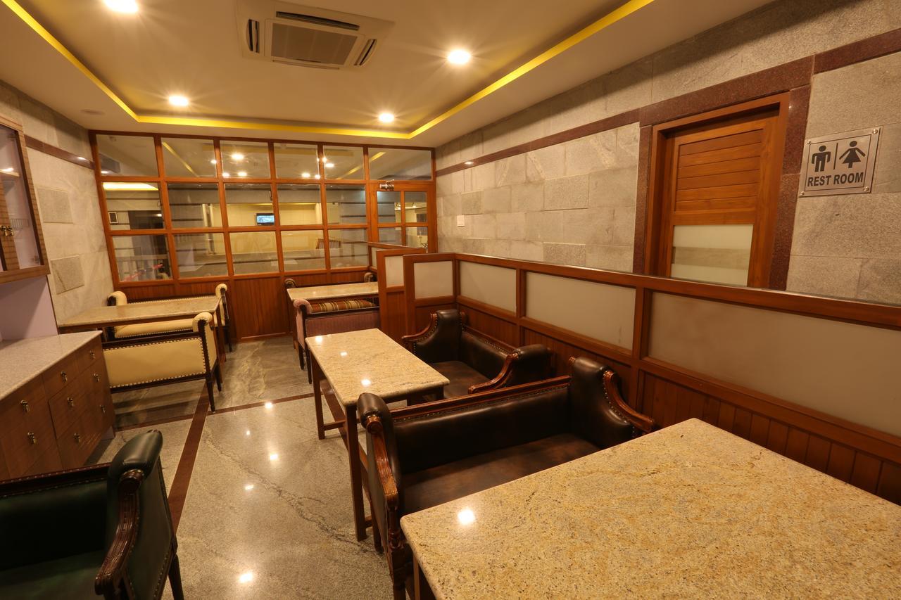 Mayapuri Amira Kumbakonam Exterior foto
